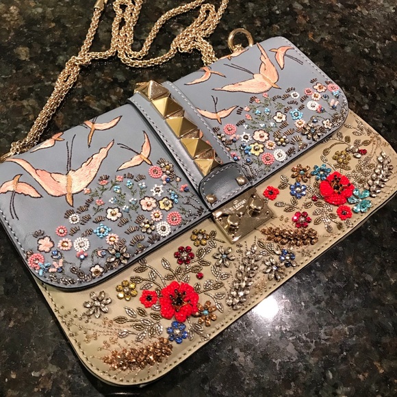 Valentino Handbags - 🚫⛔️SOLD⛔️🚫Valentino Rocklock “glam lock” bag